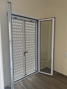 Πόρτες & Παράθυρα (60)