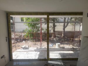 Πόρτες & Παράθυρα (8)